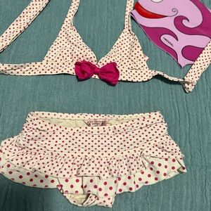 Juicy Couture Swim Suit with pink HiCool swim cap